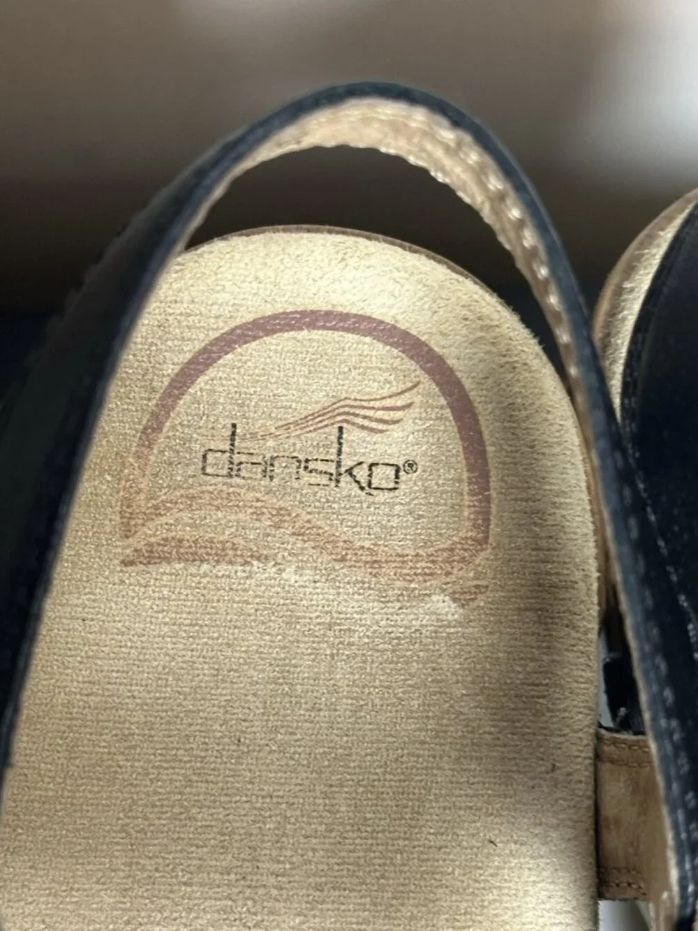 Women’s DANSKO Season Black Full Grain Leather Clog Strappy Sandals Heels Sz 39